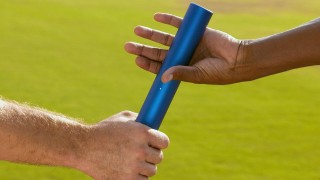 竟彩网首页_费拉拉重磅断言，意甲争冠仅国米与那不勒斯，五队之说乃误导